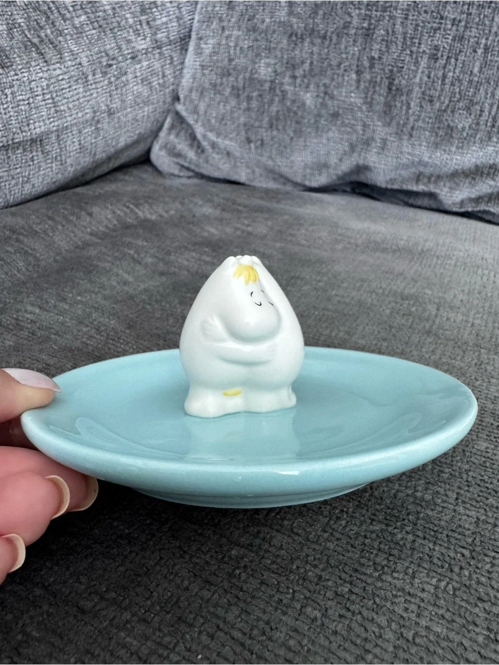 Blue Rim Ceramic Dish with White Character Moomin Hugs Hyppo Characters